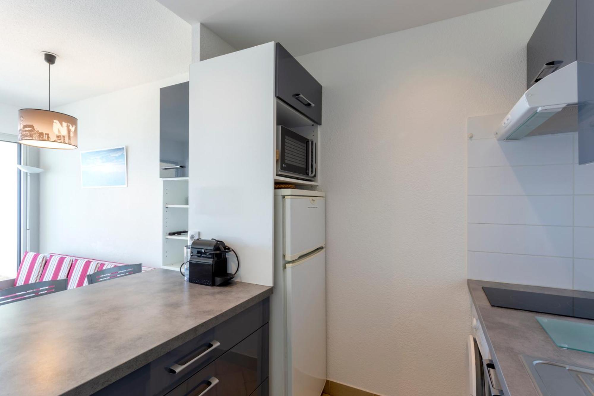 Chez Fabienne - Superbe Appartement Avec Vue Sur La Mer Et Parking Ла-Гранд-Мот Экстерьер фото