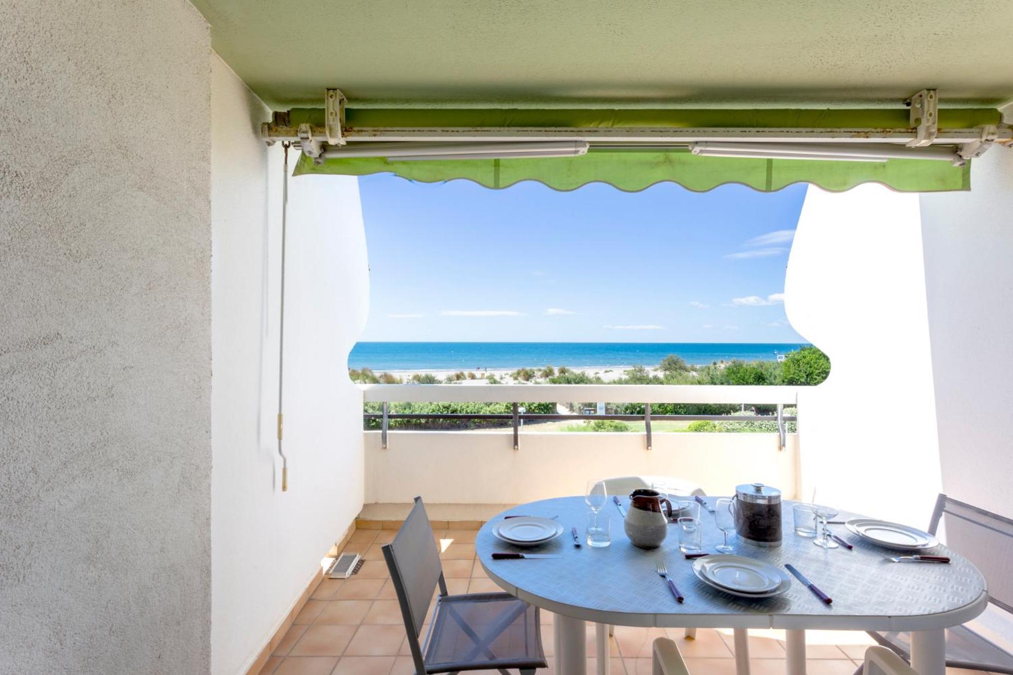 Chez Fabienne - Superbe Appartement Avec Vue Sur La Mer Et Parking Ла-Гранд-Мот Экстерьер фото