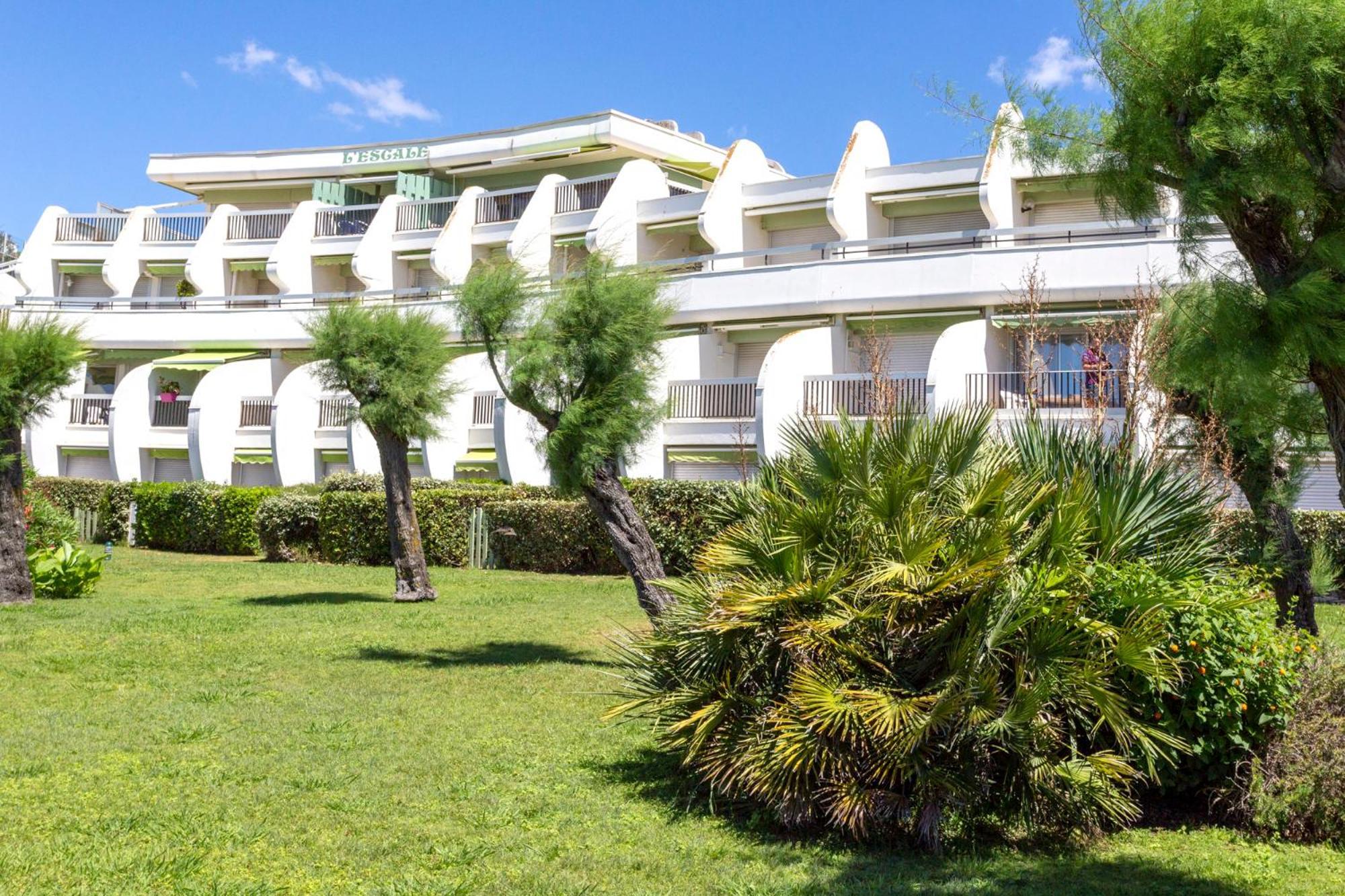 Chez Fabienne - Superbe Appartement Avec Vue Sur La Mer Et Parking Ла-Гранд-Мот Экстерьер фото